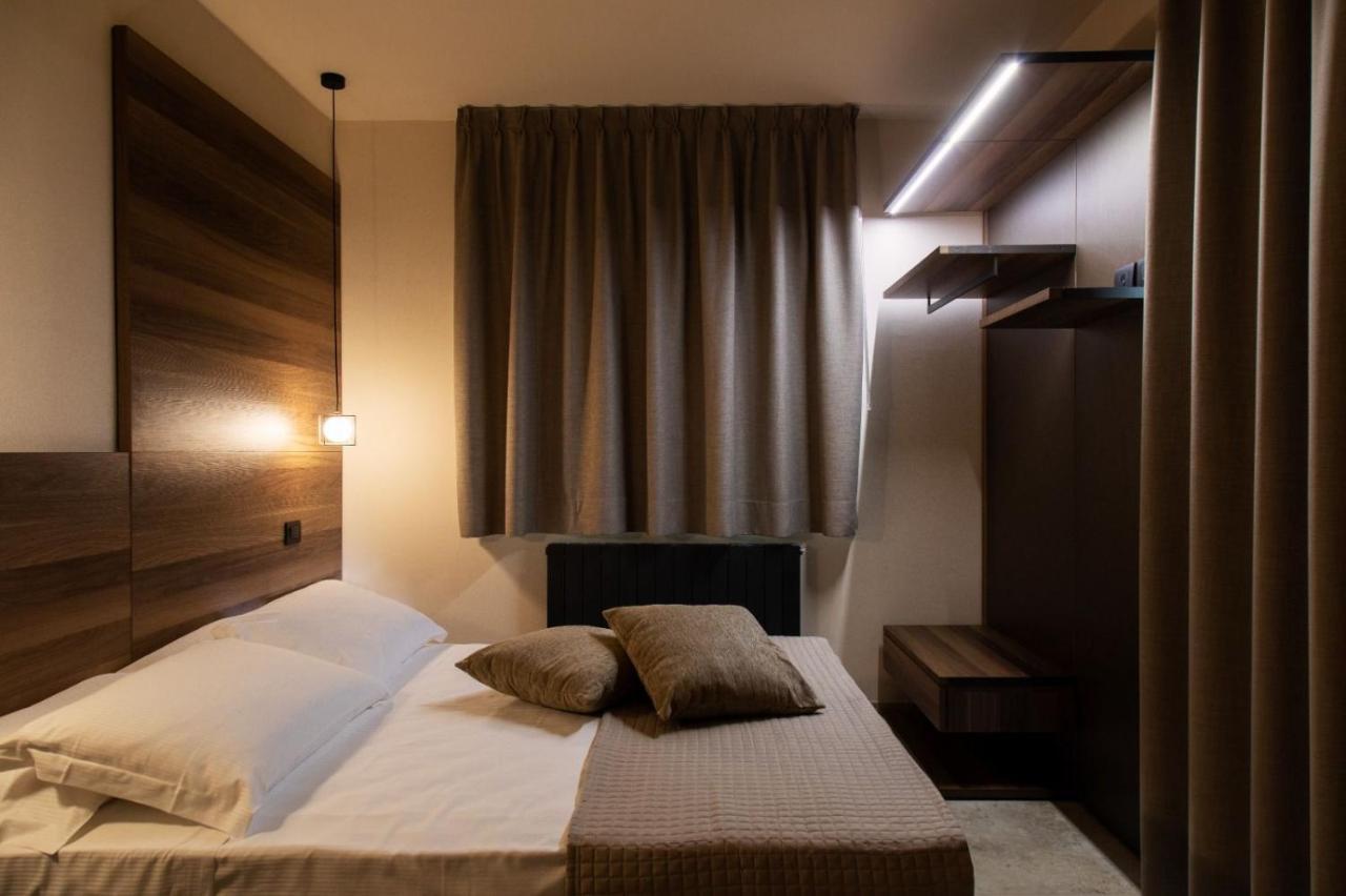 Destasu' Bed And Wellness Hotell Castel del Monte  Exteriör bild