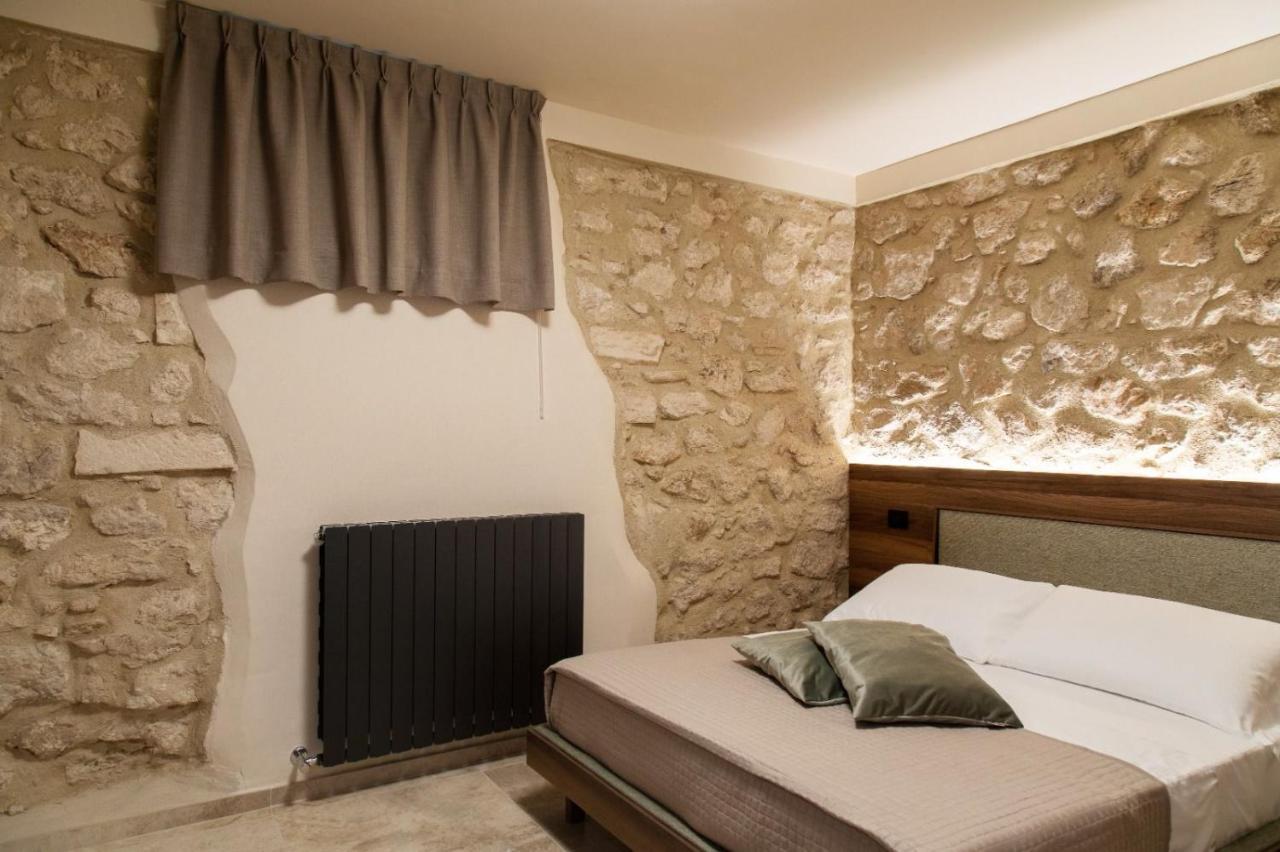 Destasu' Bed And Wellness Hotell Castel del Monte  Exteriör bild